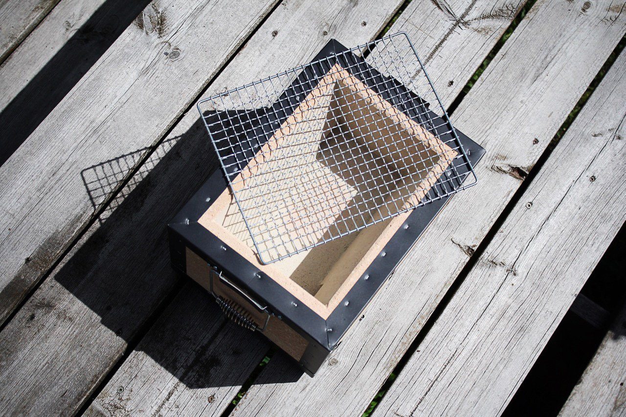 Kaginushi Konro Small Yakitori Grill - BQ-8F from Kaginushi Kogyo