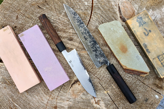 How to Sharpen Carbon Steel Knives v.s. Stainless Steel Knives