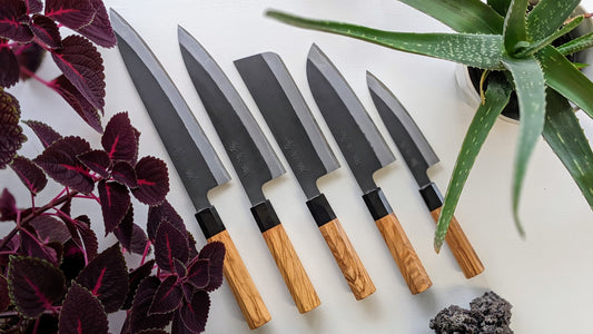 Mutsumi Hinoura-san, the Promising Son of Knife-Making Legend Tsukasa Hinoura-san