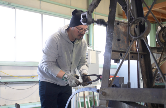 Blacksmith Profile: Kisuke Manaka-san