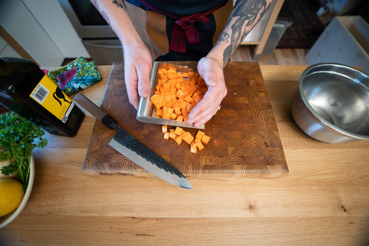 Food Scoop v.s. Bench Scraper: The Ultimate Mise Mover