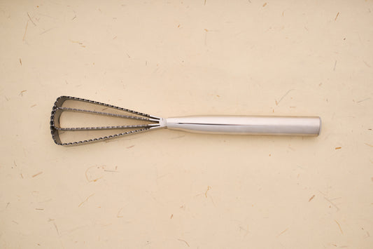 Arcos Scaling Knife, a stainless-steel dough blender, features serrated flat loops for efficient pastry preparation, embodying Arcos' 300-year legacy of blade craftsmanship.