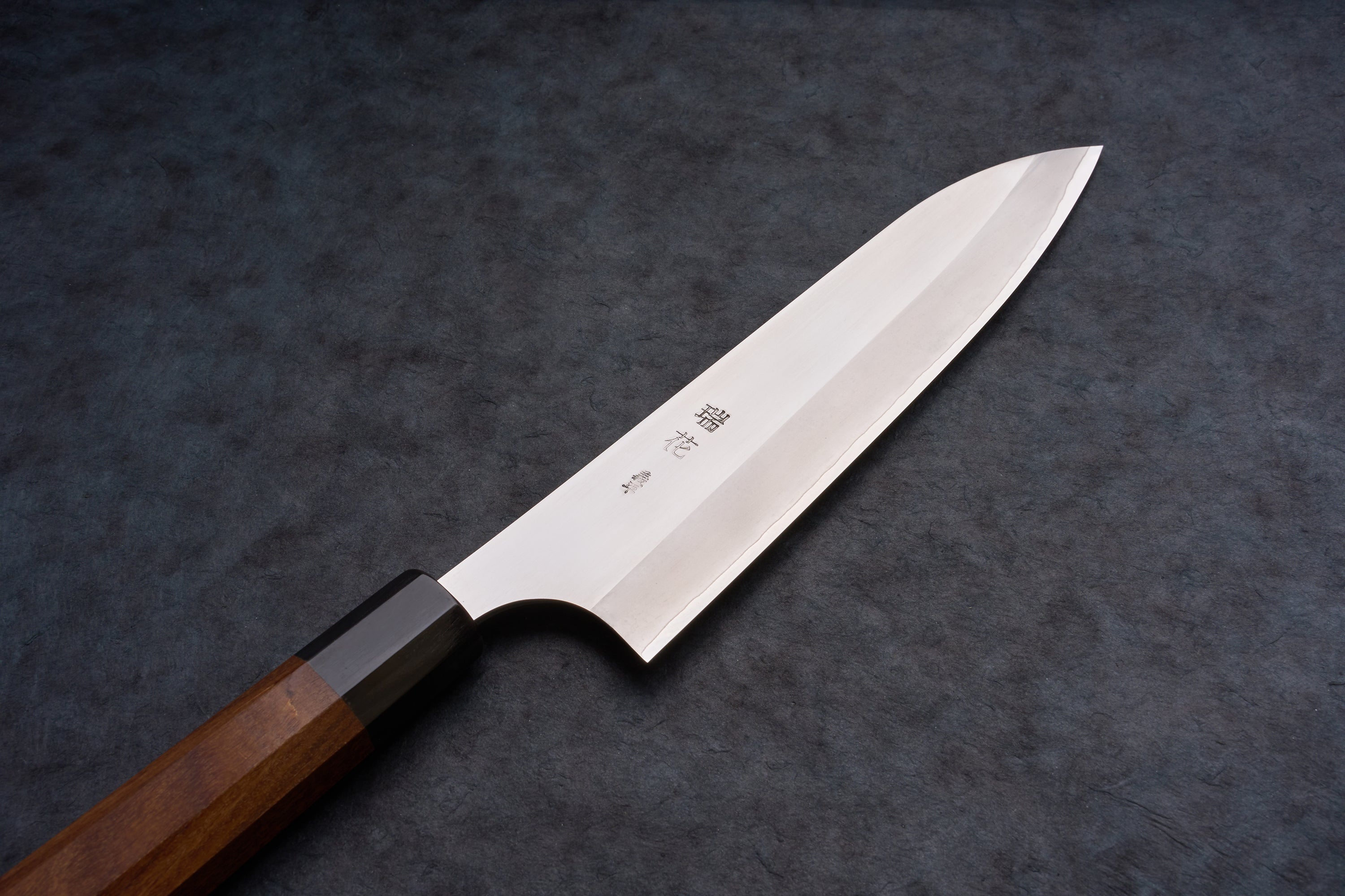 Gihei ZDP189 Zuika Gyuto 210mm – Knifewear - Handcrafted Japanese