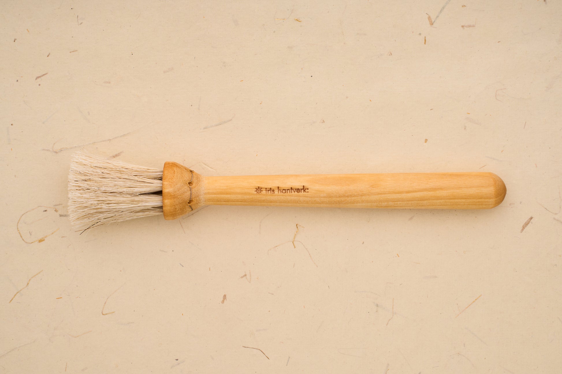 Iris Hantverk Round Pastry Brush with a wooden handle and natural bristles, ideal for precise baking tasks, handmade by skilled artisans.