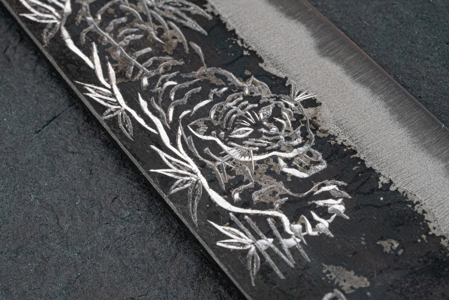 Sakai Takayuki Michiko Kubota Engraved Aogami Gyuto 240mm "Tiger"