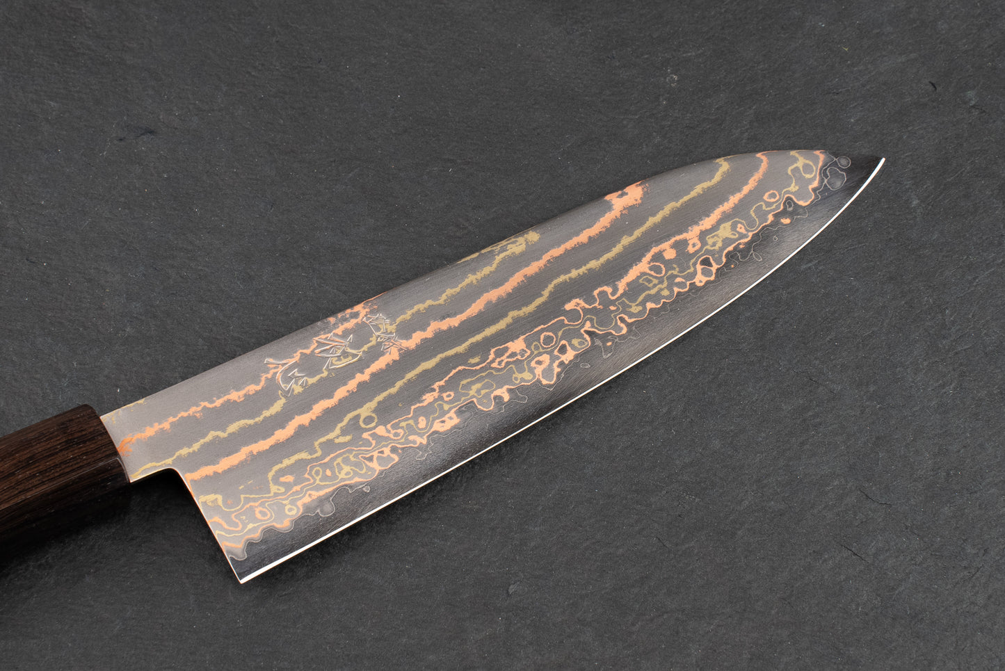 Hatsukokoro Hayabusa Aogami Rainbow Damascus Santoku 180mm