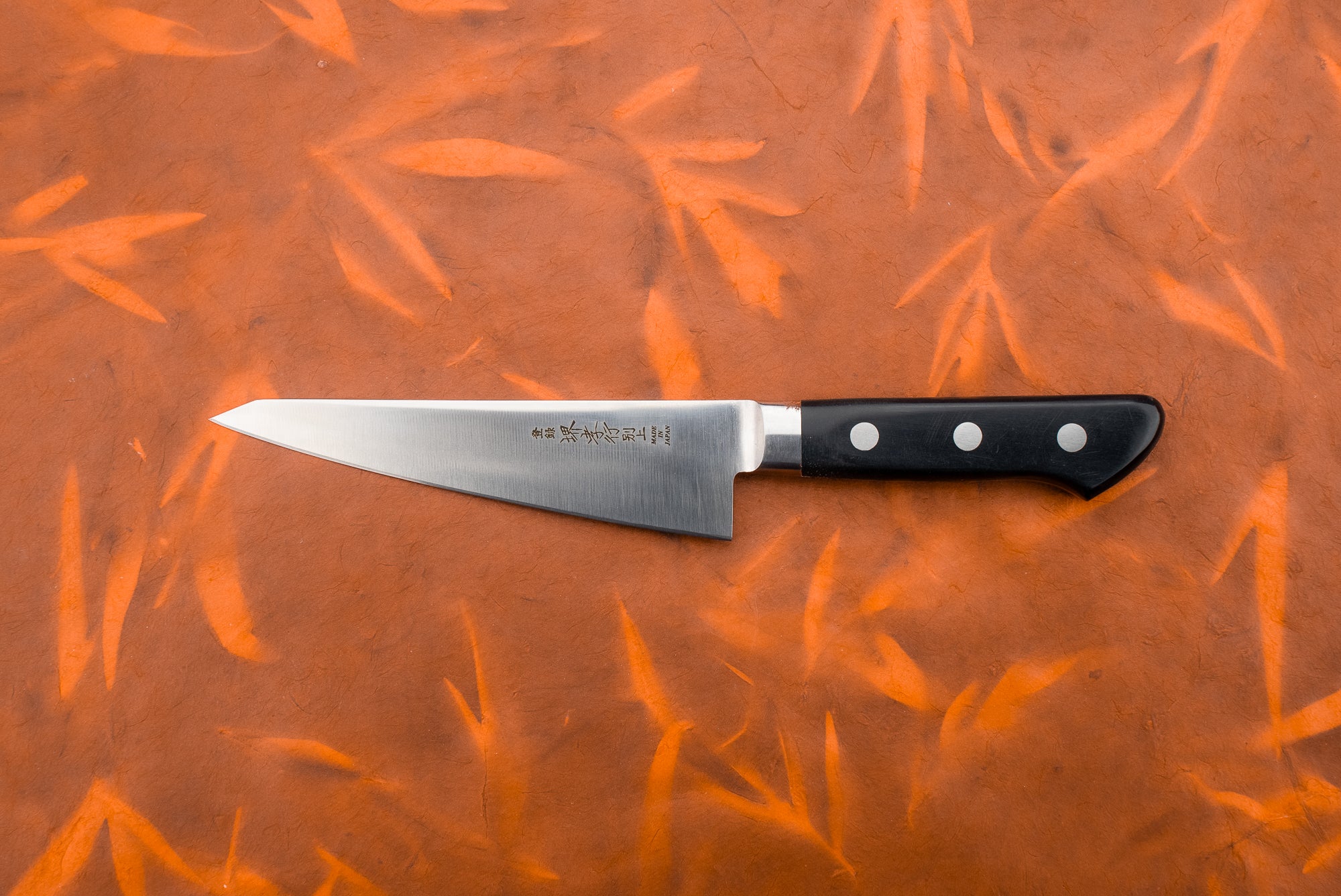 In stock in Ottawa | Knifewear - Handcrafted Japanese Kitchen Knives | 11