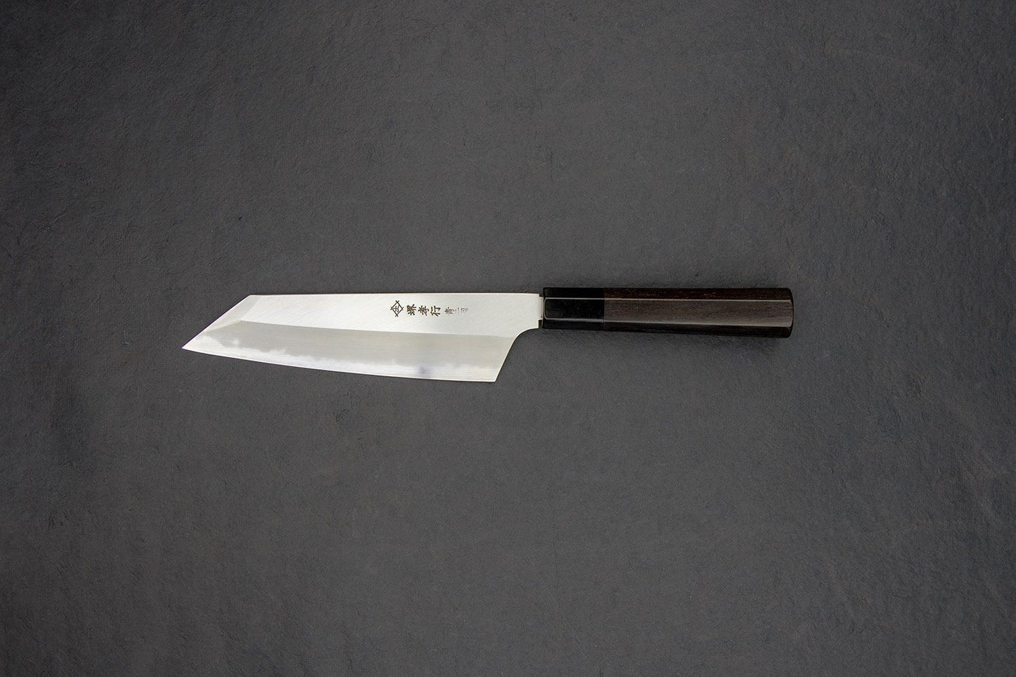 Sakai Takayuki Homura by Itsuo Doi Kengata Santoku 195mm