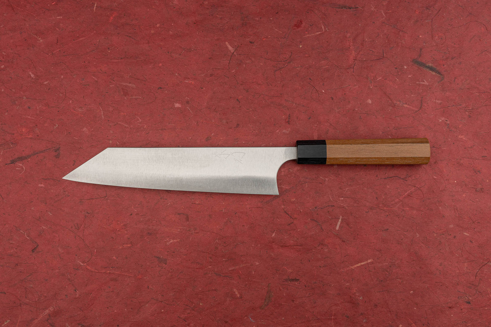 https://knifewear.com/cdn/shop/products/koutetsu-r2-gyuto-210-1_1600x.jpg?v=1656018076