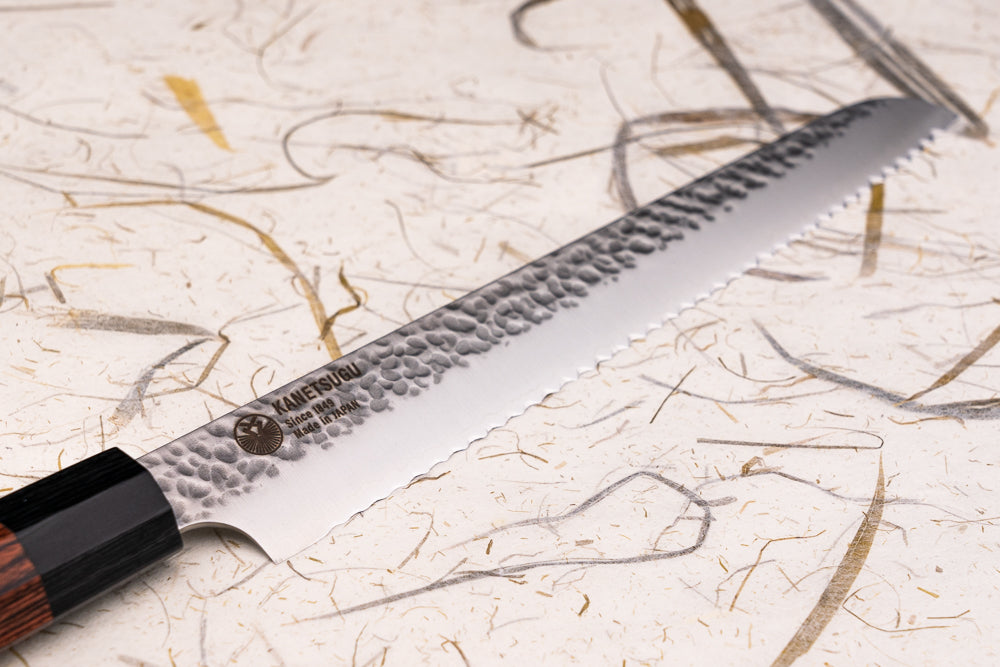 Seki Kanetsugu Heptagon-Wood® Bread Knife 210mm
