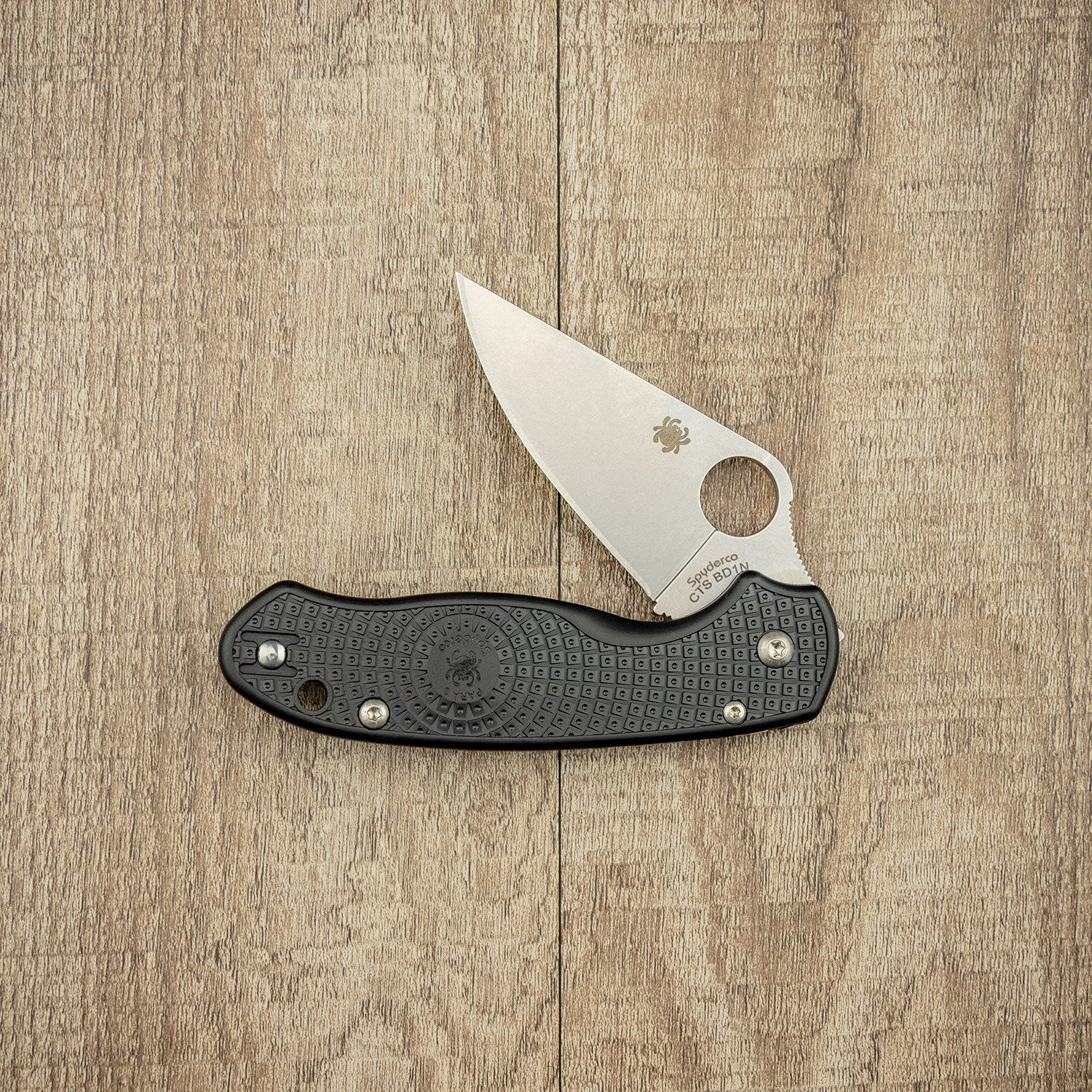Spyderco Para 3 Lightweight Black Folding Knife from Spyderco