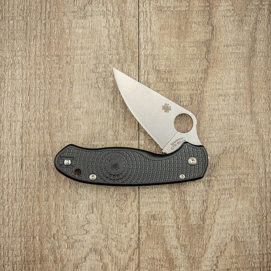 Spyderco Para 3 Lightweight Black Folding Knife