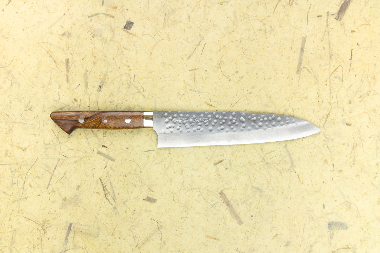 https://knifewear.com/cdn/shop/products/zerogyuto210mm1-2_1600x.jpg?v=1670962780